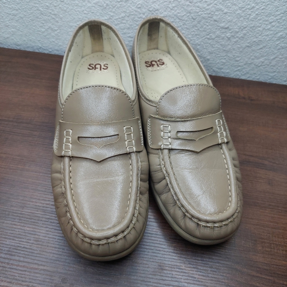 SAS Classic Timeless Soft Step Heel Loafer Size 8.5M